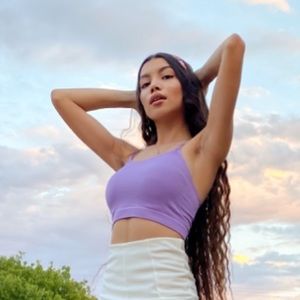 Meet your Posher, Victoria